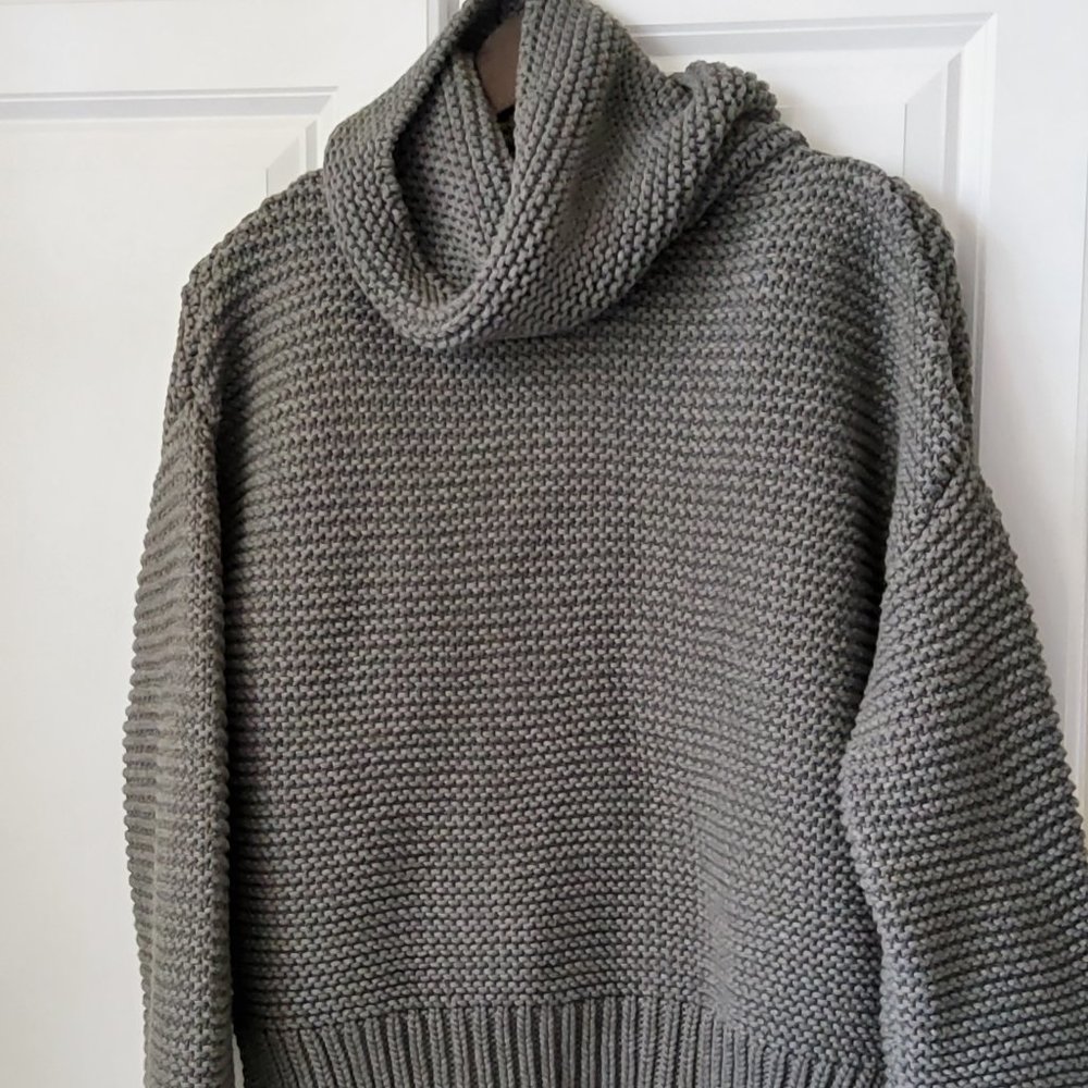 ZARA SWEATER